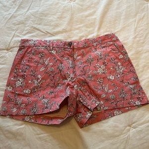 GAP Summer Short size 4